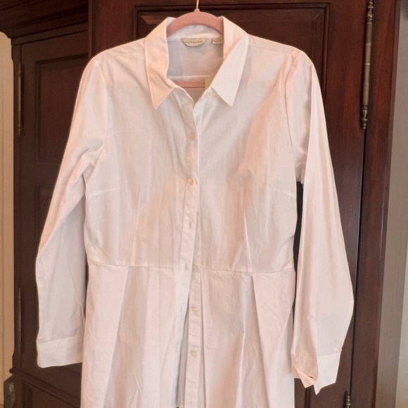 Anthropologie white button up shirt - Picture 5 of 5